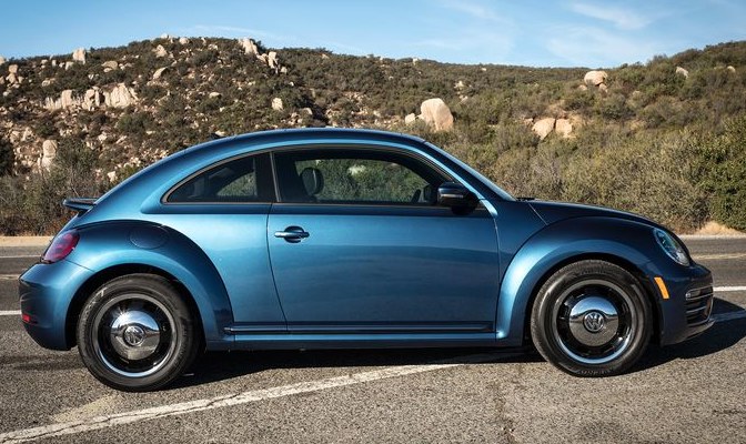 2018 Volkswagen Beetle 5 - اولین تصاویر از فولکس واگن بیتل کاست + قیمت این خودرو