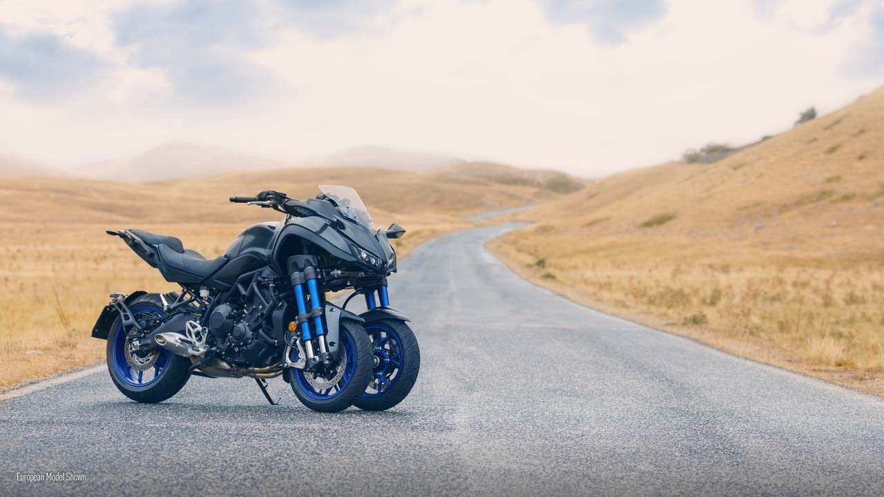 2018 Yamaha Niken leaning three wheeler 13 - موتورسیکلت‌ هایی که در سال 2018 خواهیم دید