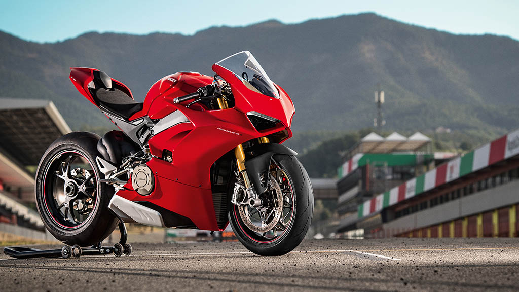 Ducati Panigale V4 - موتورسیکلت‌ هایی که در سال 2018 خواهیم دید