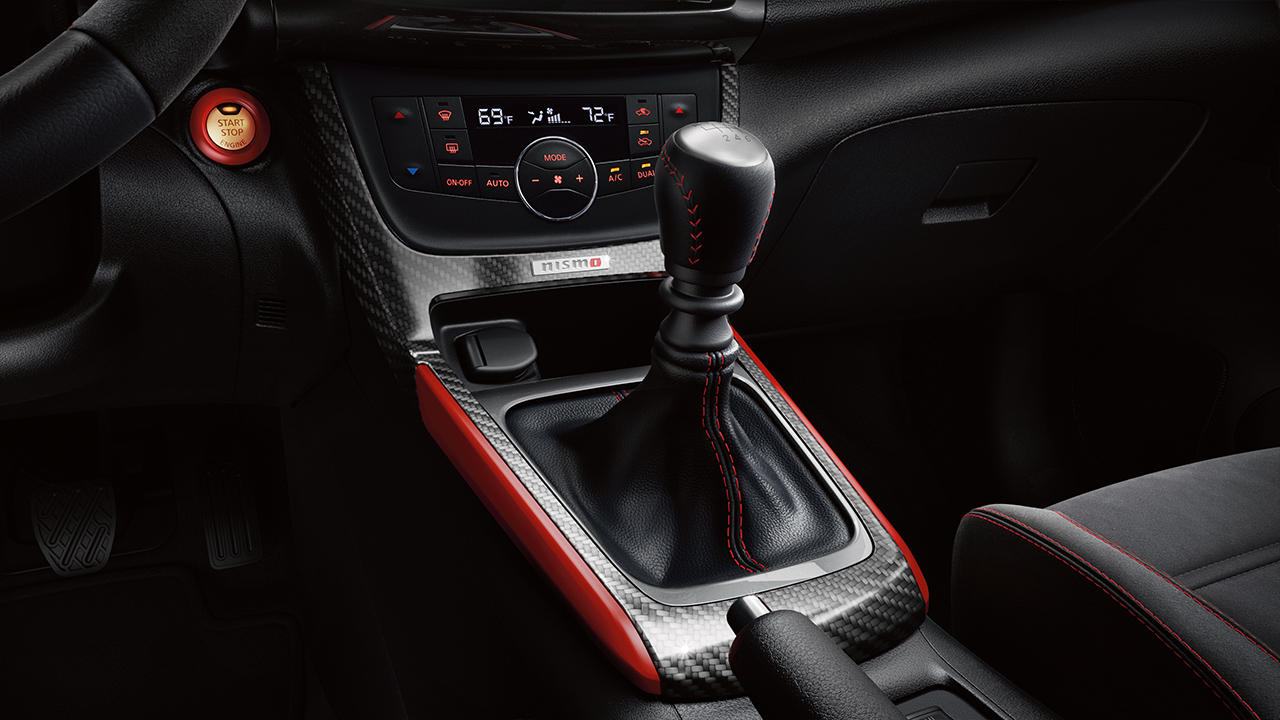 2018 sentra nismo 6 speed manual transmission original - نیسان سنترا مدل 2018 | فول آپشن