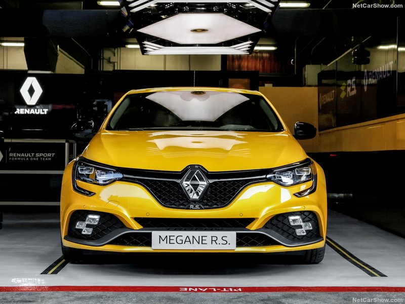 Renault Megane RS Trophy 2019 800 31 - رنو مگان RS تروفی 2019