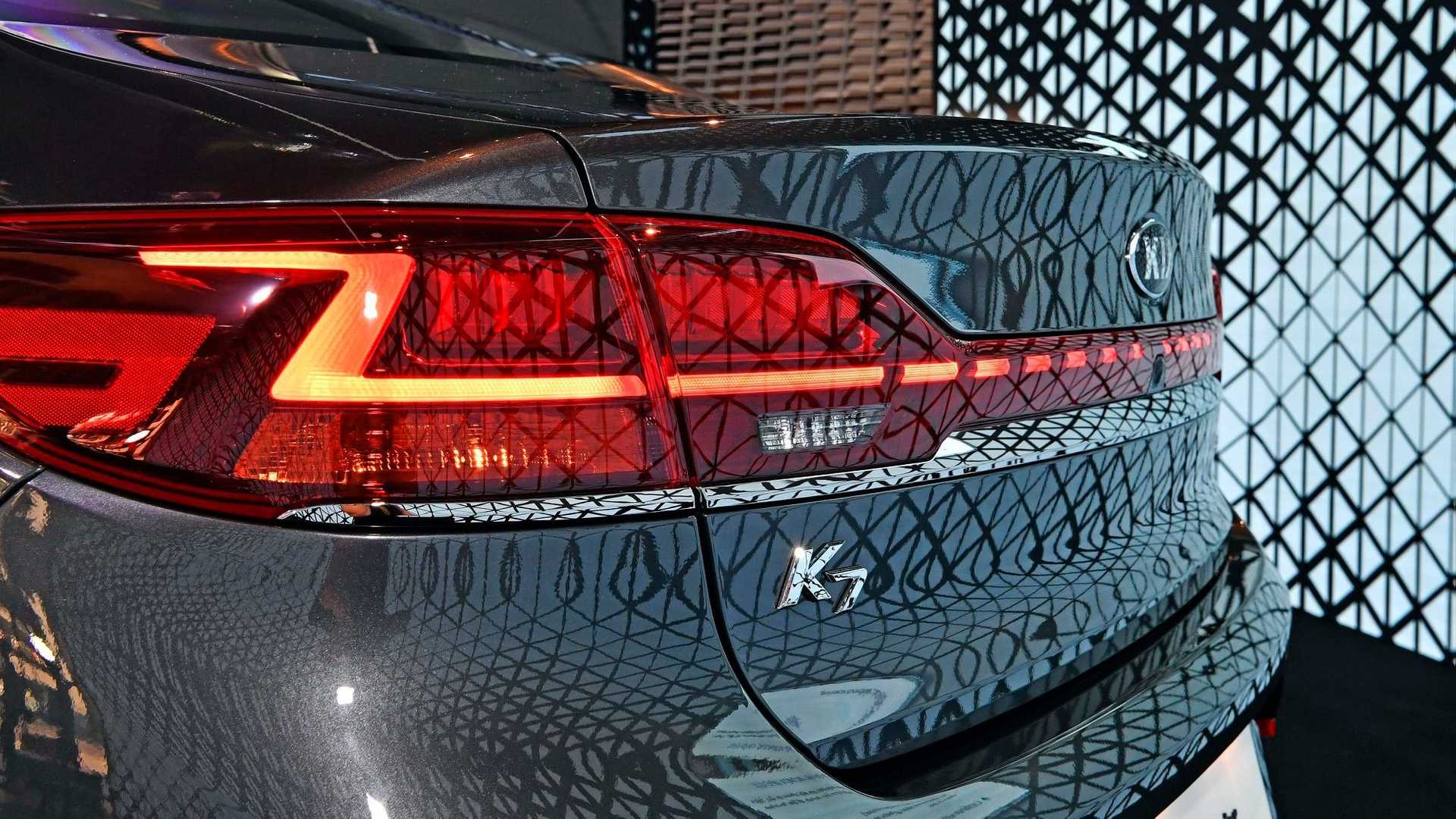 2020 kia k7 facelift 7 - کیا کادنزا 2020 فیس لیفت معرفی شد. Kia Cadenza 2020