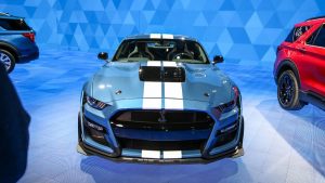 2020 Ford Mustang Shelby GT500 Front 300x169 - ارزان ترین موستانگ جدید در مقابل گران ترین: Shelby GT500