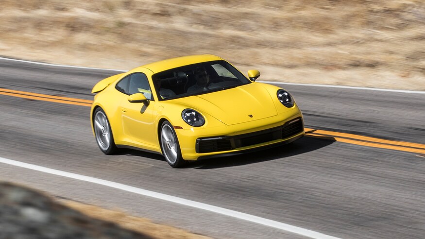 2020 Porsche 911 Carrera S front three quarter in motion 1 1 - رتبه بندی خودروها بر اساس شتاب 0 تا 100 ان ها