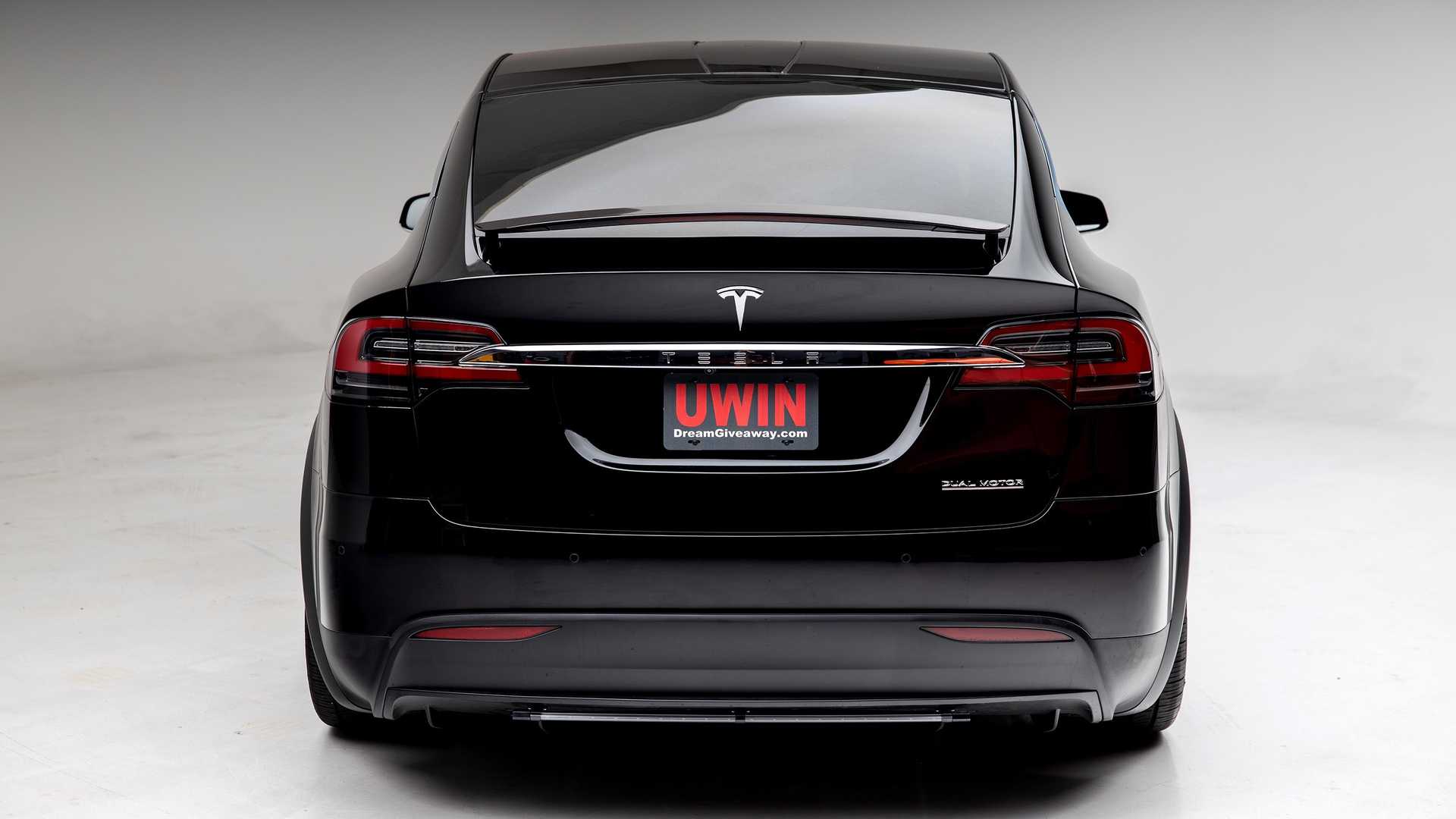 tesla model x performance by dream giveaway 1 - تسلا تازه وارد، خواهان لقب سریعترین SUV دنیا است